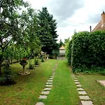 Natura Vendeghaz Pazmand