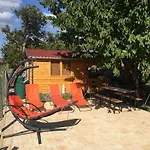 Natura Vendeghaz بيت للعطل