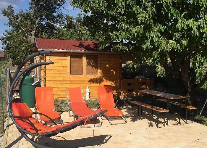Natura Vendeghaz Case de vacanță